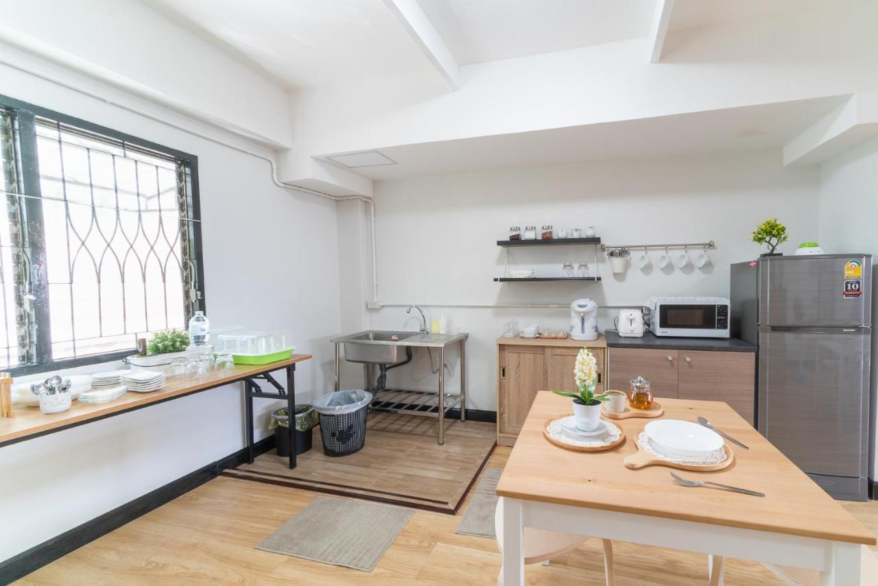 Saiyud Hostel Мае Хонг Сон Екстериор снимка