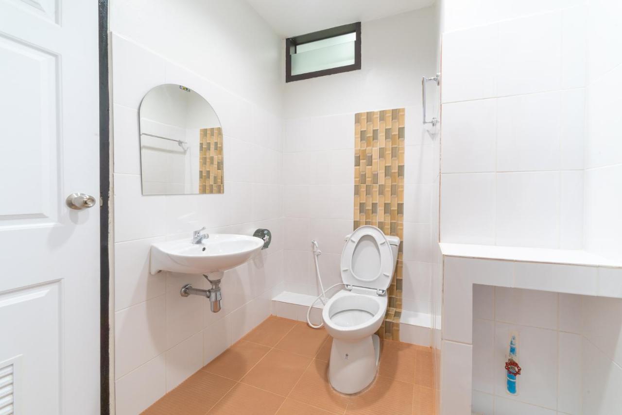 Saiyud Hostel Мае Хонг Сон Екстериор снимка